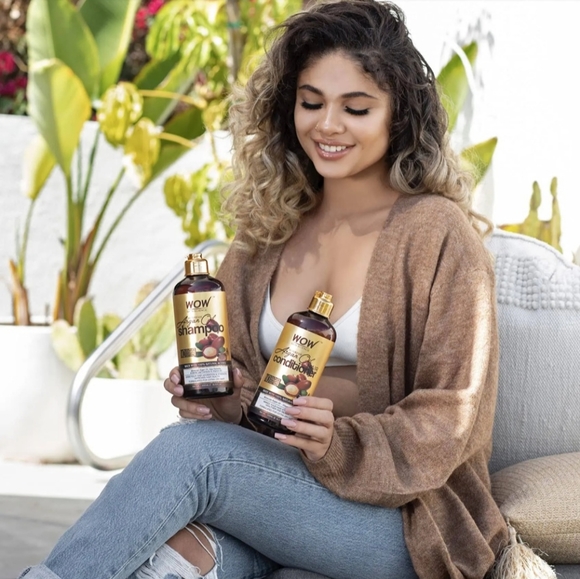 WOW Skin Science Moroccan Argan Oil Shampoo and Conditioner Set - 16.9oz Each - Picture 4 of 14